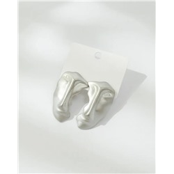 Стильные серьги