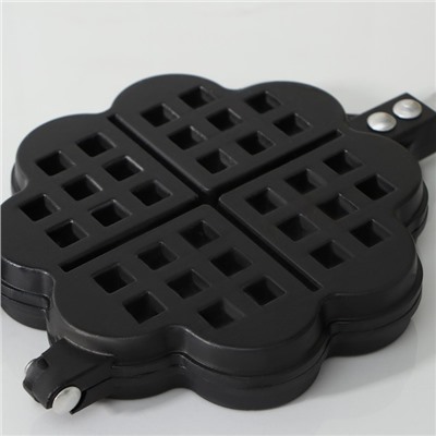 Сковорода вафельница Доляна «Венские вафли», d=14 см, пластиковая ручка, чёрная