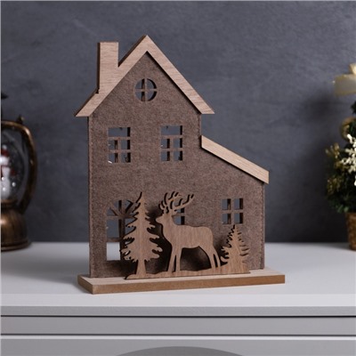 Фигура деревянная «Изба с оленями», 20×6×25 см, 5 LED, батарейки CR2032×1 (в комплекте), свечение теплое белое