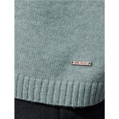 Свитер из пряжи с кашемиром