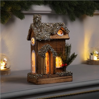 Фигура деревянная «Изба», 24×15×7 см, 3 LED, батарейки AAx2 (не в комплекте), свечение теплое белое