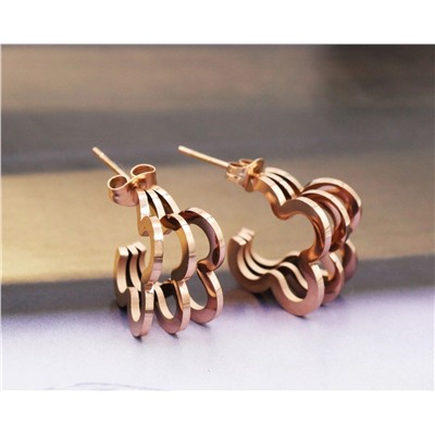 Серьги из стали