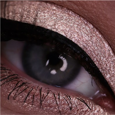 Тени для век жидкие сатиновые Satin Liquid Eyeshadow тон 20 ChampagneYes!