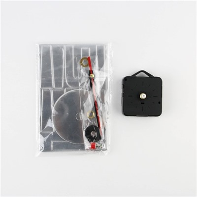 Часы настенные, 60×60 см