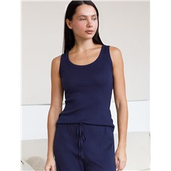 Топ с круглым вырезом из фактурного трикотажа в рубчик