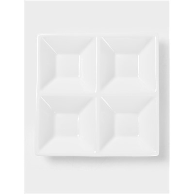 Менажница 4 ячейки Wilmax, 15×15 см, фарфор, белая