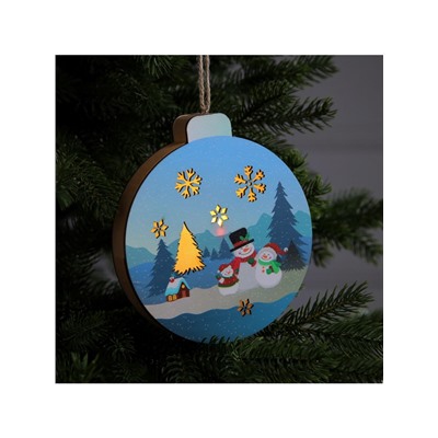 Ёлочная игрушка «Семья снеговиков», 15×16.7 см, 1 LED, от батареек, свечение тёплое белое