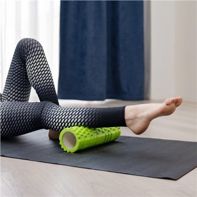 Ролик массажный Sangh, 30×10 см, цвет зелёный