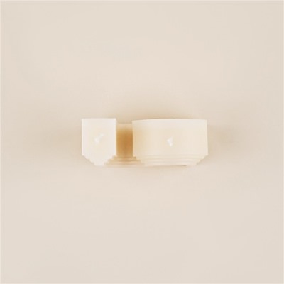 Свеча восковая, 9.3×8×2 см