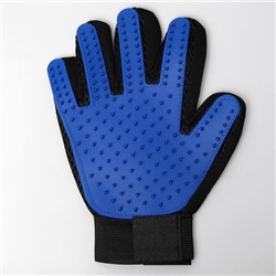 Перчатка - щетка для шерсти на правую руку с удлиненными зубчиками, синяя