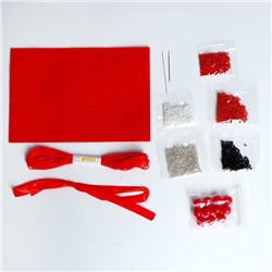 Игрушка из фетра своими руками с вышивкой бисером «Новый год! Снегирь»