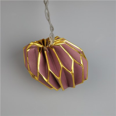 УЦЕНКА Гирлянда «Нить» 2 м с насадками «Фиолетовый фонарик», IP20, прозрачная нить, 10 LED, от батареек AAх2, свечение тёплое белое