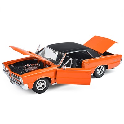 Машинка die-cast  1965 Pontiac GTO, 1:18, оранжевая, открывающиеся двери
