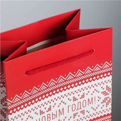 Пакет подарочный под бутылку новогодний «Уютного нового года», 13×36×10 см