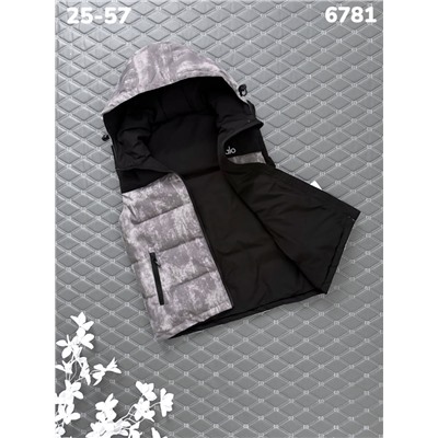 Жилет 6781 т.бежевый