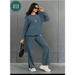 Спортивный костюм #22999476