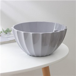 Кашпо для цветов с автополивом «Ракушка», 2.4 л, d=22 см, h=10.5 см, серое