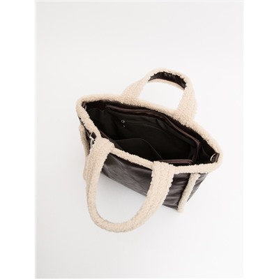 V104 048 12 Сумка женская