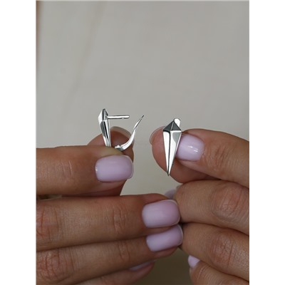 Серьги из серебра родированные 220-10-226р