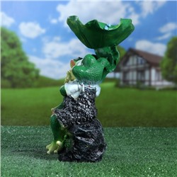 Садовая фигура - поилка из полистоуна «Лягушки на камне», 20×17×29 см