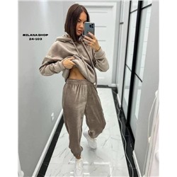 Спортивный костюм #23055699