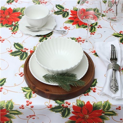 Скатерть новогодняя Доляна «В преддверии Рождества» 145×300 см, 100% п/э