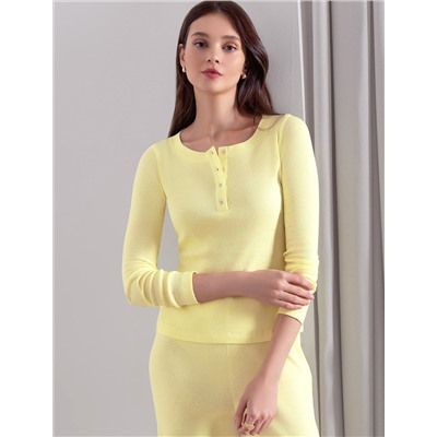 Лонгслив облегающий из фактурного трикотажа в рубчик с круглым вырезом на пуговицах