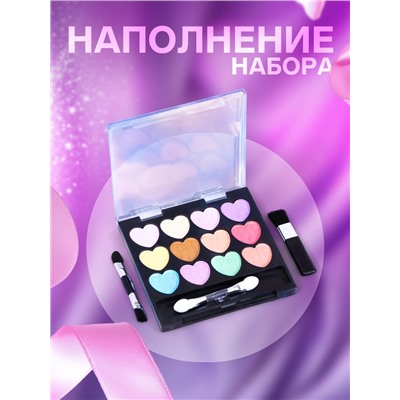 Набор косметики для девочки: тени, кисть, аппликатор
