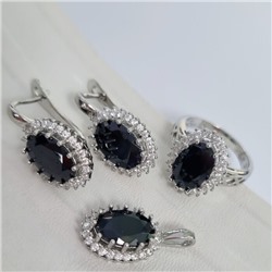 Комплект ювелирная бижутерия серьги, кулон и кольцо 17 р, покрытие: посеребрение, вставка: фианит, цвет: черный и прозрачный, арт.313.100-17