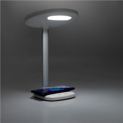 УЦЕНКА Зеркало Luazon KZ-08, подсветка, настольное, 30 LED, беспроводная зарядка, лампа, белое