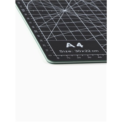Мат для резки TEIRA, пятислойный, 30×22 см, А4, чёрный