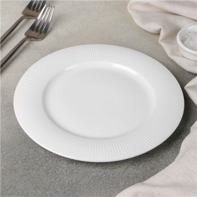 Тарелка фарфоровая десертная «Паола», d=20 см, цвет белый