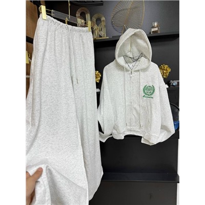 Спортивный костюм #23034951