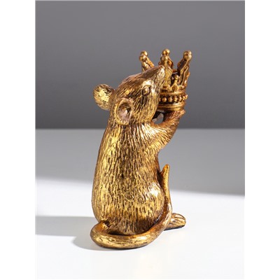 Подсвечник на 1 свечу «Мышка с короной в руках», полистоун, золото, 15.5×8×15.5 см