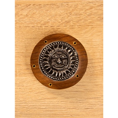 Подставка под благовония «Домовой», 7×7×2.5 см, дерево шишам