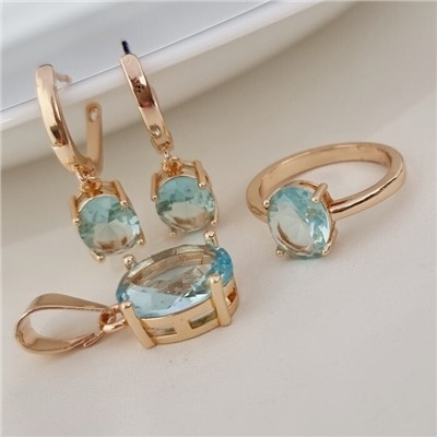 Комплект ювелирной бижутерии коллекция "Дубай" серьги, кулон и кольцо 19 р, покрытие позолота, вставка: фианит, цвет: нежно-голубой, арт.215.512-19