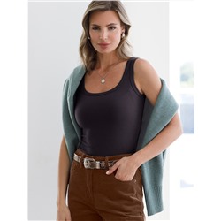 Топ из трикотажа в широкий рубчик