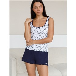 Короткие шорты на резинке с вышивкой из фактурного трикотажа в мелкий рубчик