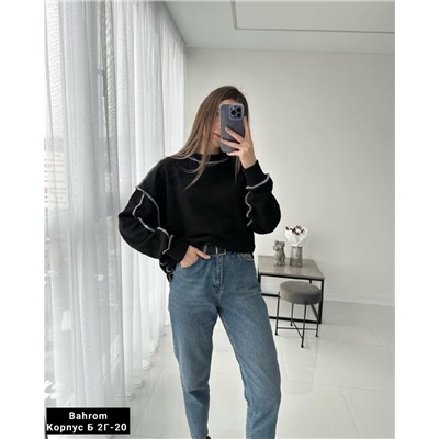 Свитшот Oversize с контрастными швами