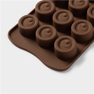 Форма для конфет и шоколада Доляна «Шоколадное удовольствие», силикон, 22×10×1.5 см, 15 ячеек (2.8×2.2 см), коричневая