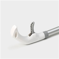 Щётка для окон с распылителем Raccoon, алюминиевая ручка, длина 116 см, водосгон 25 см, насадка из микрофибры 25×6 см