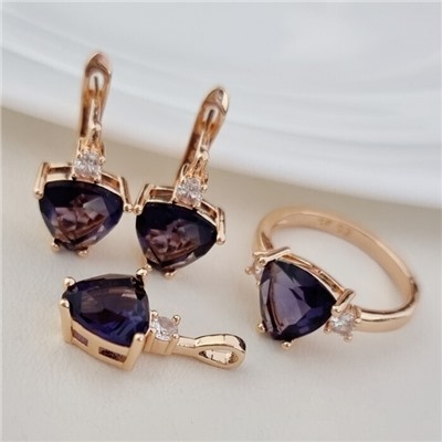 Комплект ювелирной бижутерии коллекция "Дубай" серьги, кулон и кольцо 18 р, покрытие позолота, вставка: фианиты, цвет: фиолетовый, арт.313.172-18