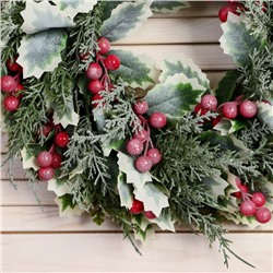 Венок новогодний d=33 см «Зимнее волшебство. Уютная сказка» листочки, ягоды