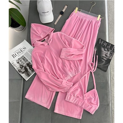 Костюм тройка