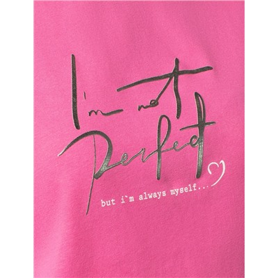 Футболка из 100% хлопка с авторским принтом.