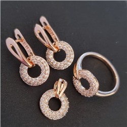 Комплект ювелирной бижутерии коллекция "Дубай" серьги, кулон и кольцо 17 р, покрытие позолота, вставка: фианиты, цвет: прозрачный, арт.314.840-17