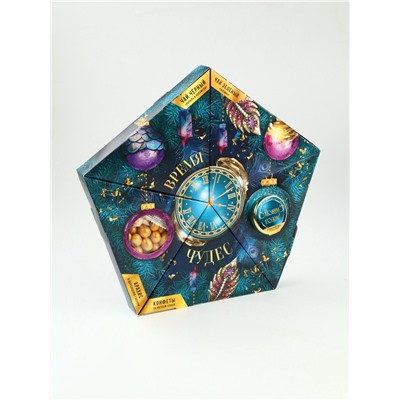 Подарочный набор новогодний «Время чудес»: чай, арахис, конфеты со вкусом какао, крем-мёд