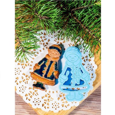 Форма для печенья новогодняя «Снегурочка», вырубка, штамп, 10×5.9×1.4 см, пластик, голубая