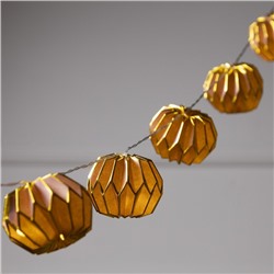 УЦЕНКА Гирлянда «Нить» 2 м с насадками «Фиолетовый фонарик», IP20, прозрачная нить, 10 LED, от батареек AAх2, свечение тёплое белое