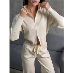 Спортивный костюм #22987737